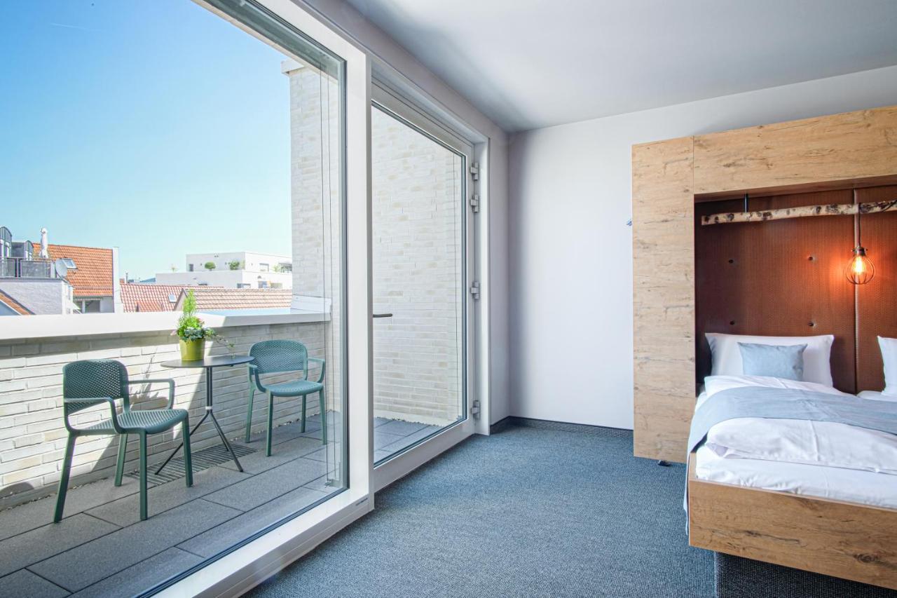 RiKu HOTEL Göppingen Exteriör bild
